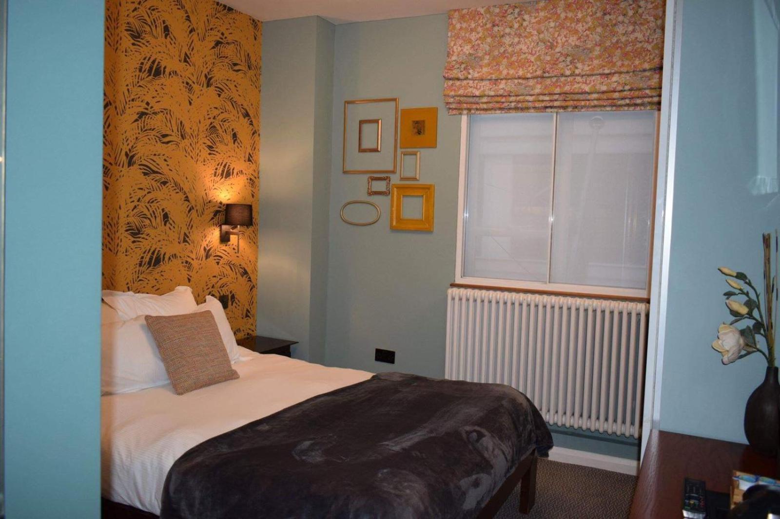לונדון The Fitzrovia Belle Hotel חדר תמונה